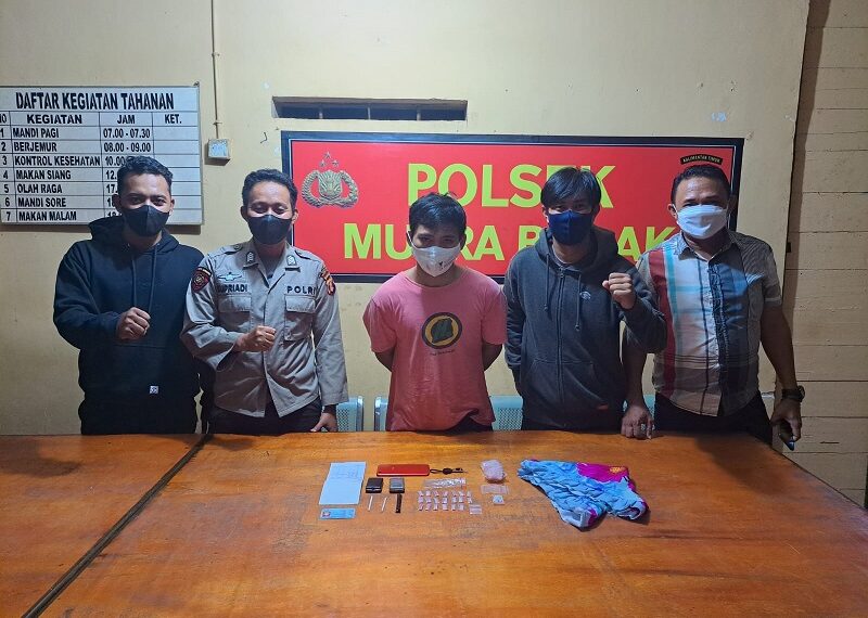 Tangkap Pengedar Narkoba  Polsek Muara Badak Sita 22 Paket Sabu
