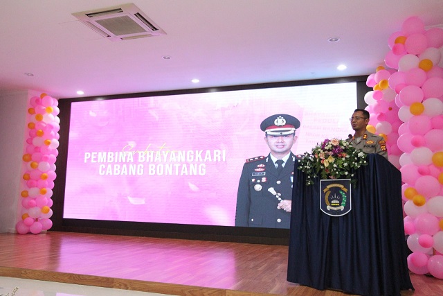 Hadiri Peringatan Hari Kesatuan Gerak Bhayangkari (HKGB) Ke 70 Ini Pesan Kapolres Bontang