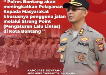 Polres Bontang Tingkatkan Pelayanan Kepada Masyarakat Melalui Kegiatan Strong Point (Pengaturan Lalu Lintas)