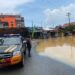 Polres Bontang Laksanakan Patroli Ke Lokasi Yang Terdampak Banjir Guna Mencegah Gangguan Kamtibmas