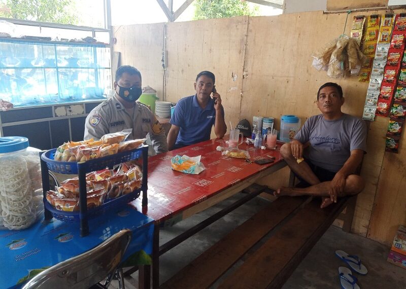 Sambang Kunjung, Kewarga Binaannya Bhabinkamtibmas Polsek Bontang Utara Ajak Warga Jaga Kamtibmas Dan Disiplin Prokes