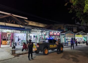 Dalam rangka Harkamtibmas Antisipasi Peningkatan Kegiatan Masyarakat Samapta Polres Bontang Lakasanakan  Patroli Blue Light