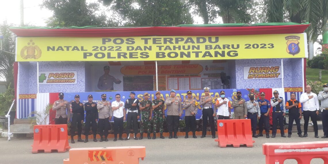 Cek Pos Pengamanan Ops Lilin Mahakam2022 Di Polres Bontang, Kabid Propam Polda Kaltim, Berikan Pelayanan Terbaik Kepada Masyarakat