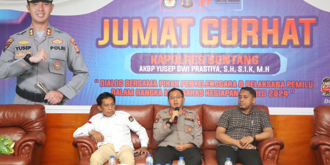 Pastikan Pemilu 2024 Berjalan Dengan Aman dan Kondusif Polres Bontang Gelar Jumat Curhat di KPU Kota Bontang