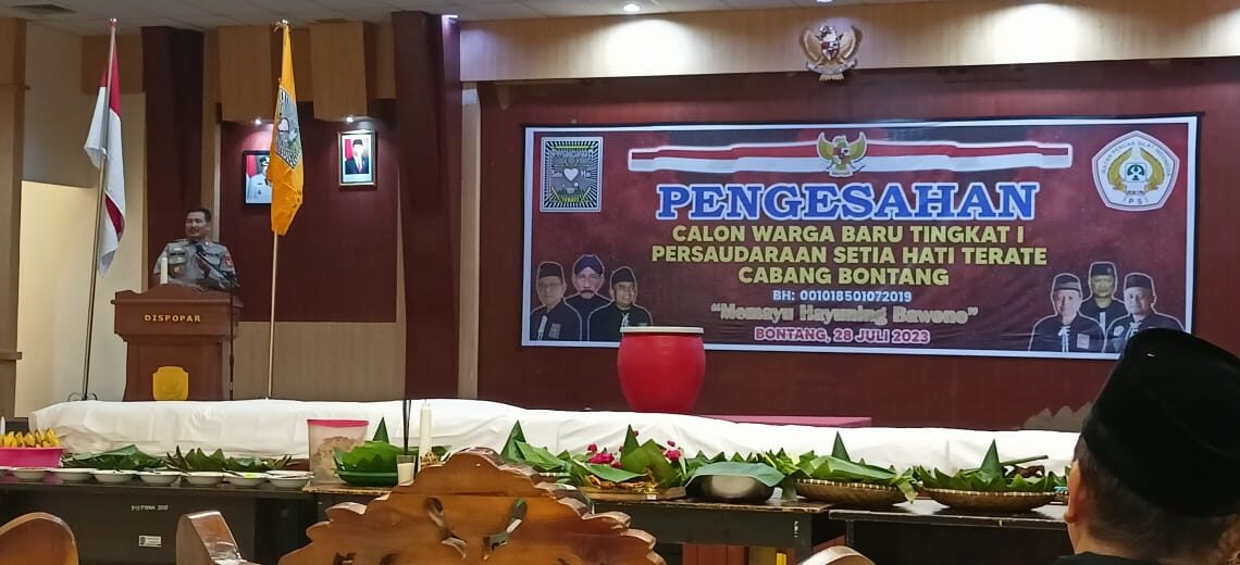 Hadiri Pengesahan warga baru PSHT Kasat Binmas Berpesan Jaga Persaudaraan