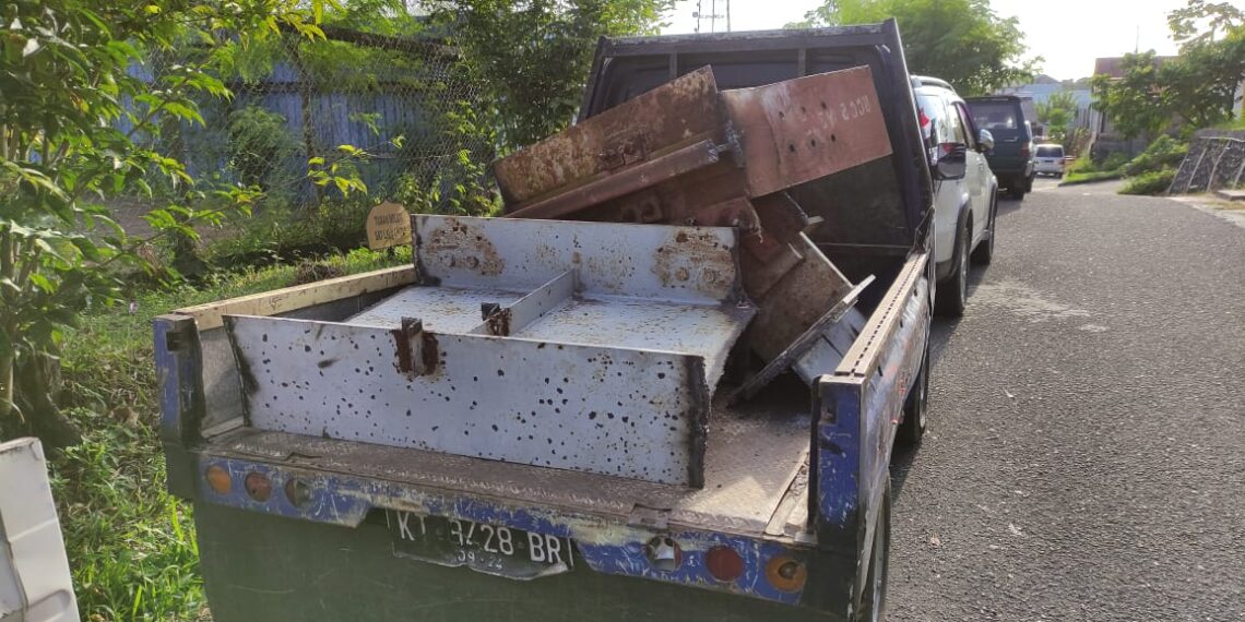 Komplotan Pencuri Besi Tua Ditangkap 3 Diantaranya DIbawah Umur