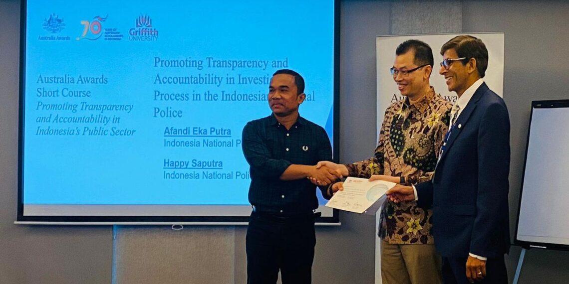 Anggota Polri Raih Australia Awards Short Course