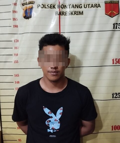 Kedapatan Bawa Sabu Seorang Pria Ditangkap Depan Penginapan