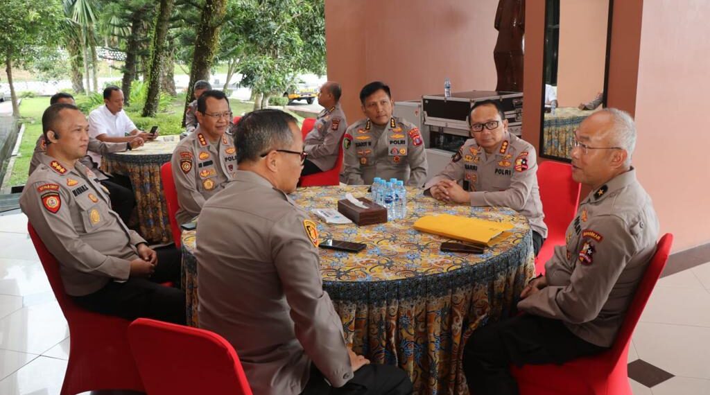 Penyambutan Kedatangan Tim Monev Korsabhara Polri di Polda Kaltim