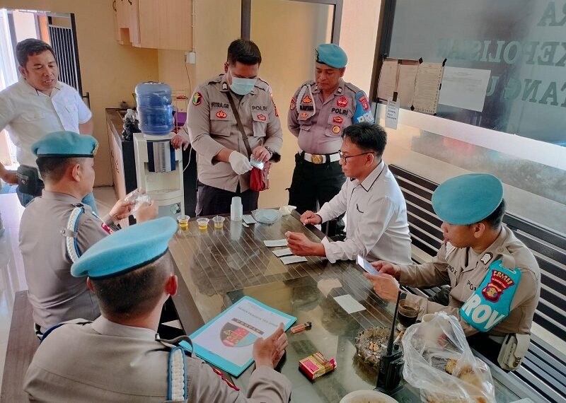 Antisipasi Penyalahgunaan Narkoba, Personil Polsek Jajaran Polres Bontang Tes Urin Mendadak