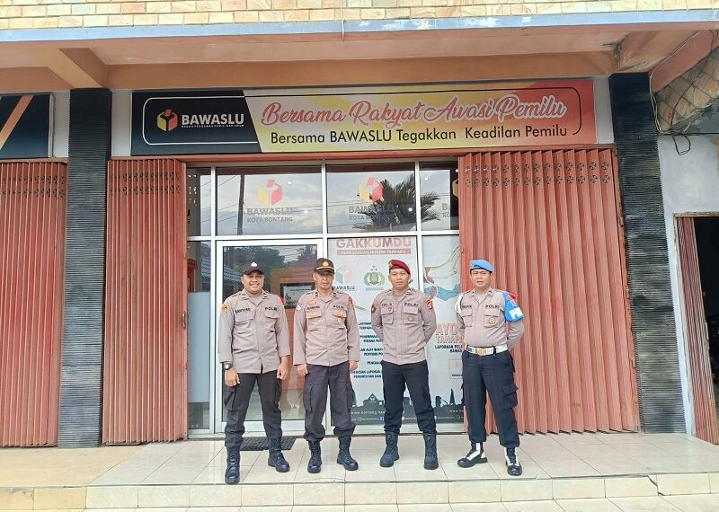 Propam Polres Bontang Melaksanakan Pengecekan Personil Pam KPU dan Bawaslu