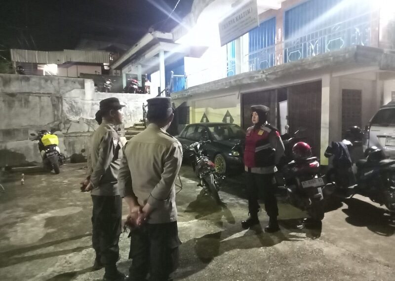 Personil Polres Bontang Melaksanakan Pengamanan Kampanye Salah Satu Caleg DPRD Kota Bontang