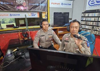 Gencarkan Sosialisasi Operasi Keselamatan 2024, Sat Lantas Polres Bontang Gandeng Radio Suara Khatulistiwa