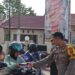Mencari pahala shodaqoh di bulan Ramadhan, Waka Polres Bontang berikan Ta’jil jelang buka Puasa