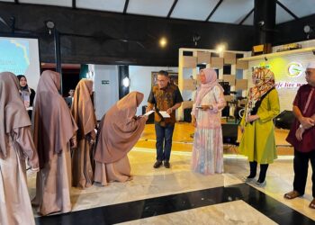 Kolaborasi Bersama Dispenda, Sat Lantas Polres Bontang Bukber dan Santuni Anak Yatim