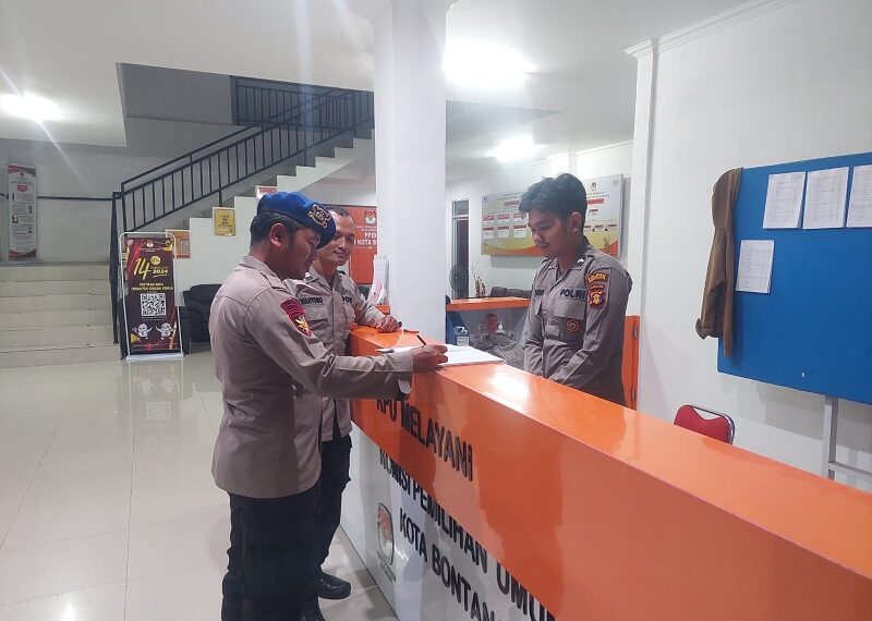 Pastikan Keberadaan Petugas Pawas Kontrol Kantor KPU