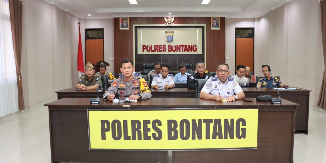 Prediksi Lonjakan Pemudik, Polres Bontang Ikuti Dialog Publik Secara Virtual