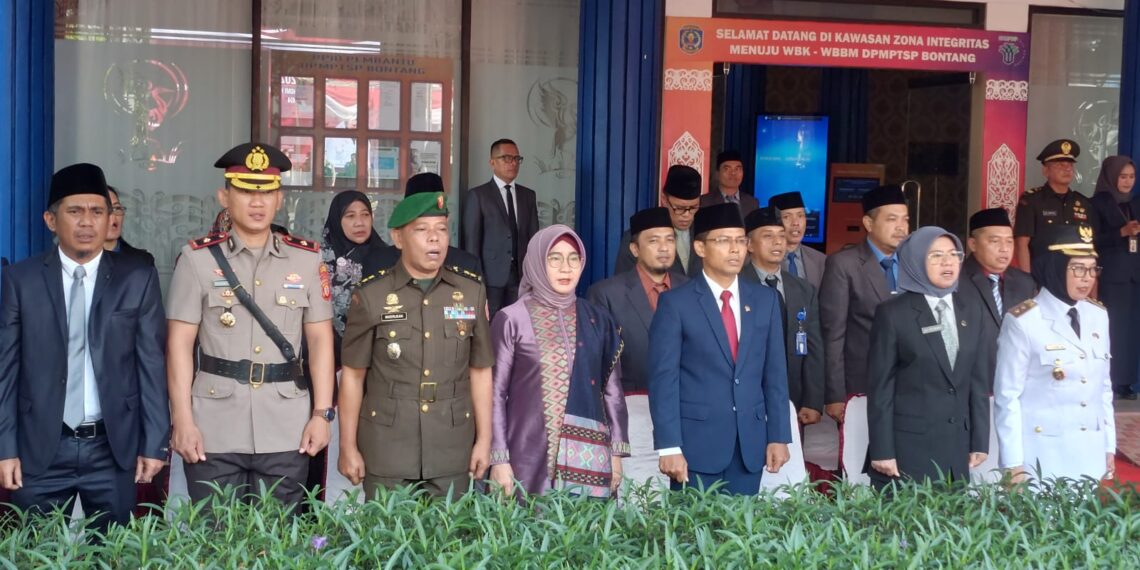 Wakapolres Bontang hadiri upacara peringatan hari Otonomi daerah ke XXVIII tahun 2024 kota Bontang