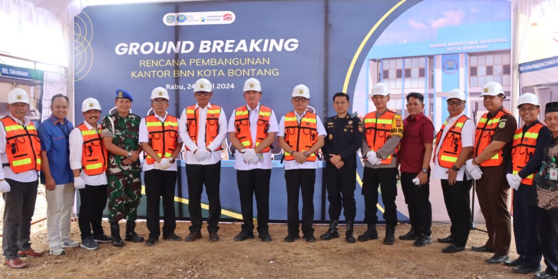 Ground Breaking Pembangunan Kantor BNN Kota Bontang Dihadiri Pejabat Tinggi Polri dan Pemerintah Kota