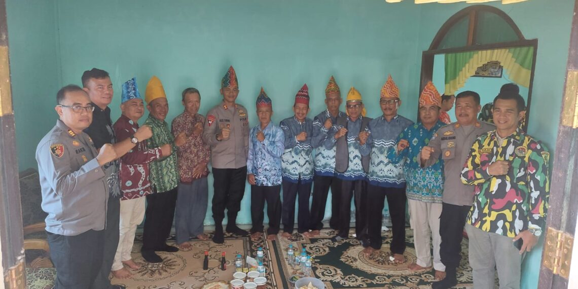 Melalui program Bekesah, Kapolres Bontang silaturahmi ke Keluarga Besar Bubuhan Banjar KBBKT Kota Bontang
