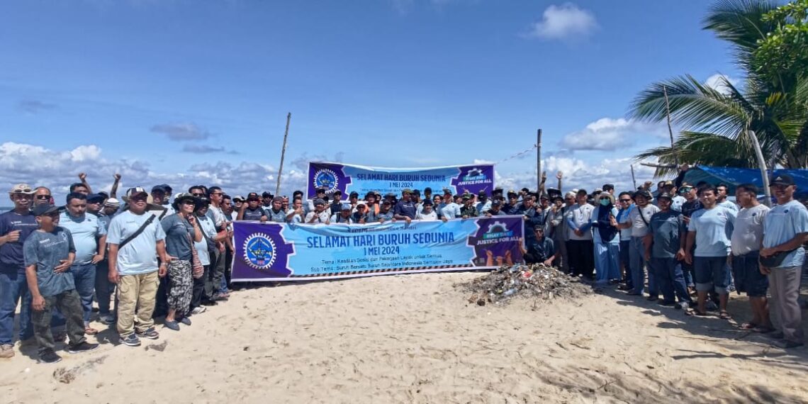 Peringati may Day 2024 dan Aksi Nyata Peduli Lingkungan, Polres Bontang bersama Manajemen Indominco Mandiri Gelar bersih Pesisir Beras Basah