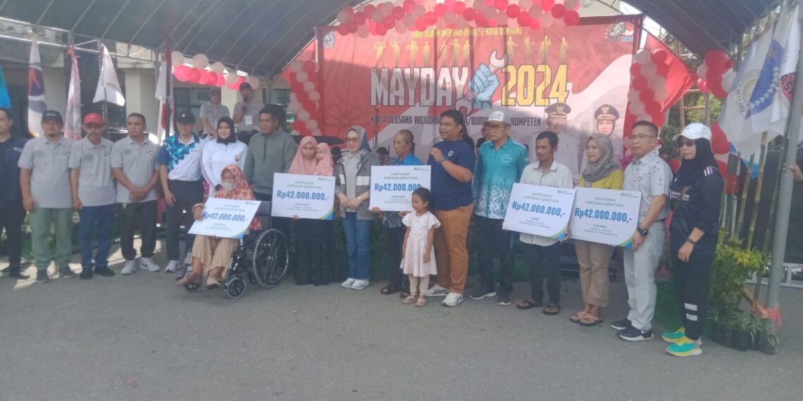 Pemkot Bontang Gelar Jalan Santai Peringati May Day Tahun 2024