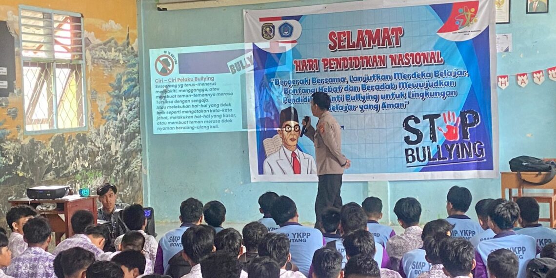 Cegah Aksi Bullyig, Satuan Binmas Polres Bontang lakukan Sosialisasi Tentang Perundungan / Bullying