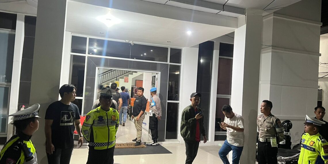 Pastikan Aman, Polres Bontang Amanakan Kegiatan Penyerahan Berkas Bakal Calon Walikota Dan Wakil Walikota Bontang Ke KPUD Bontang