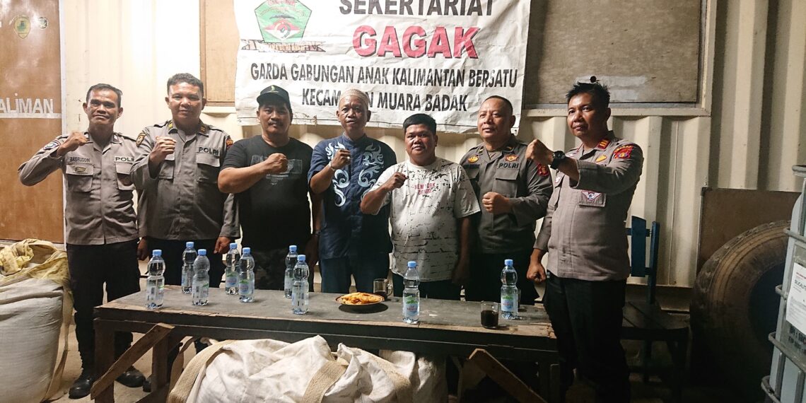 Kapolsek Muara Badak Jalin Silaturahmi dan Sinergi dengan Ormas GAGAK