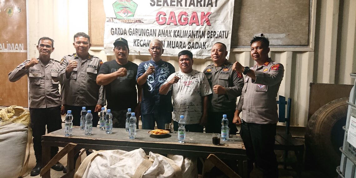 Kapolsek Muara Badak Jalin Silaturahmi dan Sinergi dengan Ormas GAGAK
