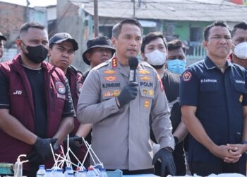 Gerebek Kampung Boncos, Polres Jakbar Beberkan Adanya Informasi Pasokan 2 Kg Ke Kampung Boncos