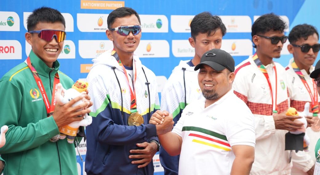 Denri Maulidzar Borong Tiga Emas Lewat Cabor Dayung Rowing di PON XXI Aceh Sumut