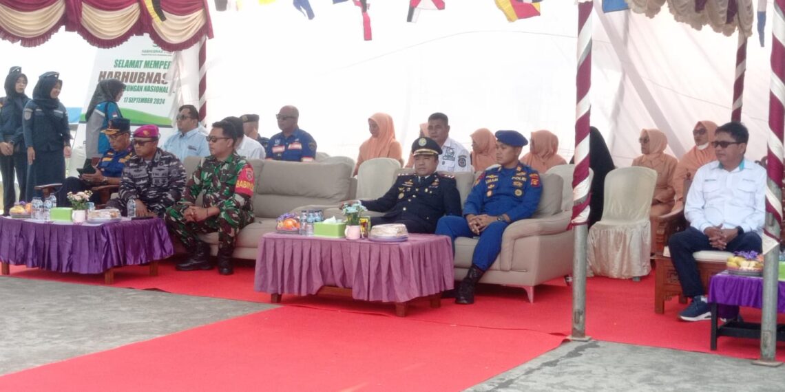 Kasat Polair Polres Bontang Hadiri Upacara Bendera Peringatan Hari Perhubungan Nasional Tahun 2024 di KSOP Kelas II Bontang