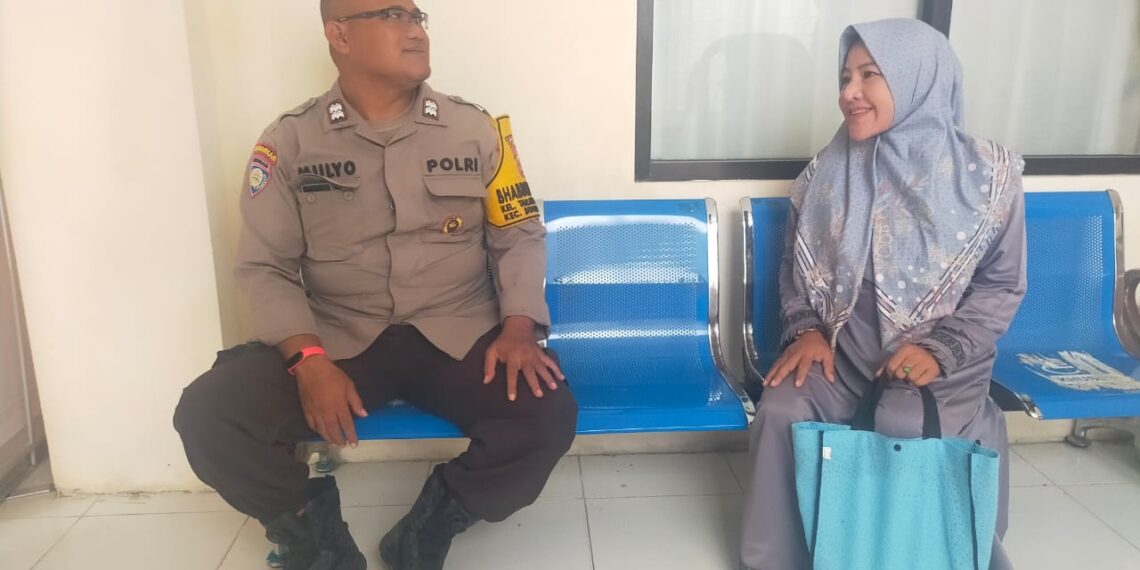 Cipta Kondisi wilayah binaan, Bhabinkamtibmas Tanjung Laut Indah Gelar Cooling System Jelang Pilkada 2024