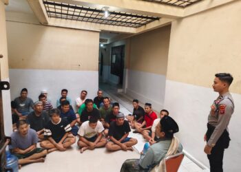 Beri motivasi serta tingkatkan Iman dan Takwa, Sat Tahti Polres Bontang gelar Binrohtal kepada warga binaan Polres Bontang