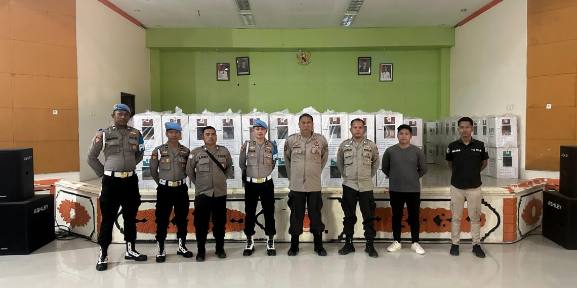Pengecekan Pengamanan Kotak Suara oleh Bid Propam Polda Kaltim Di Bontang Selatan