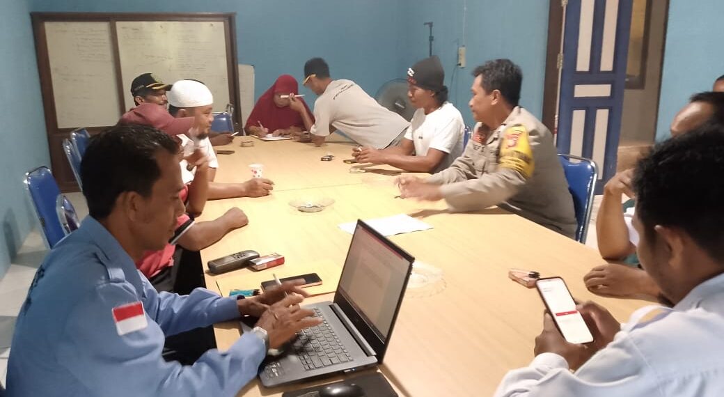 Bhabinkamtibmas Desa Makarti Laksanakan Cooling System dan Cipta Kondisi Pasca Pilkada