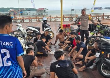   Upaya Kamtibmas wilayah binaan, Bhabinkamtibmas Bontang Kuala Laksanakan Cooling System dan Silaturahmi dengan Pegawai Damkar