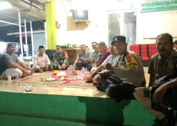 Bhabinkamtibmas Gunung elai Laksanakan Cooling System dan Silaturahmi dengan Warga Kelurahan Gunung Elai ajak aktifkan Poskamling