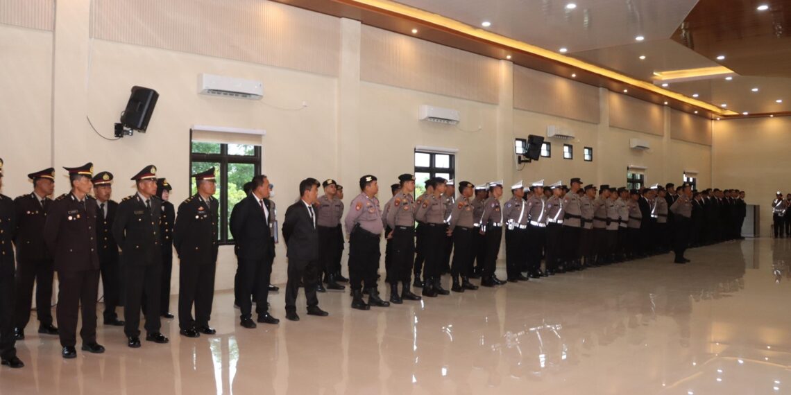 Polres Bontang Gelar Upacara Peringatan Hari Pendidikan Nasional 2025, Wujudkan Pendidikan Bermutu untuk Semua