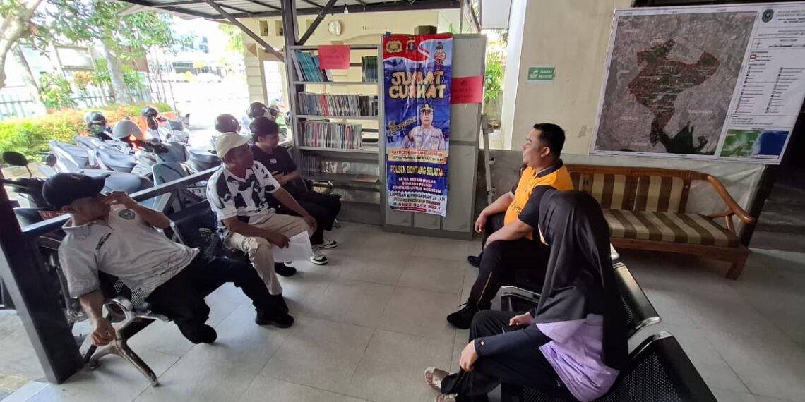 Safari Jumat Curhat Polsek Bontang Selatan: Polri Tanggapi Keluhan Warga Terkait Remaja Konsumsi Alkohol Oplosan