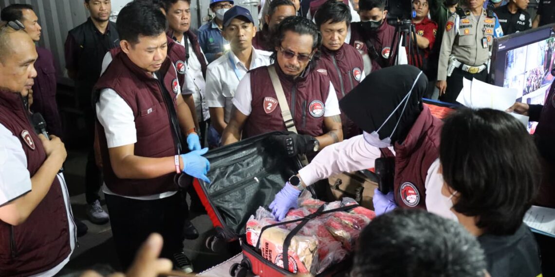 Polri Ungkap 49.306 Kasus Narkoba, Sita 214 Ton Barang Bukti — 2,1 Ton Dimusnahkan Bersama Presiden