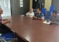 Bhabinkamtibmas Tanjung Laut indah hadiri Rapat Musyawarah Kelurahan membahas Pembangunan dan Keamanan wilayah