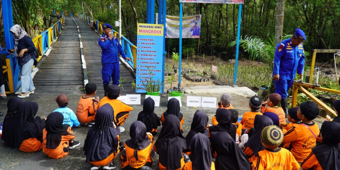Anak PAUD Al-Qur’an Nurul Aman Kunjungi Dit Polairud Polda Kaltim, Belajar Tugas Polisi dan Ekosistem Mangrove