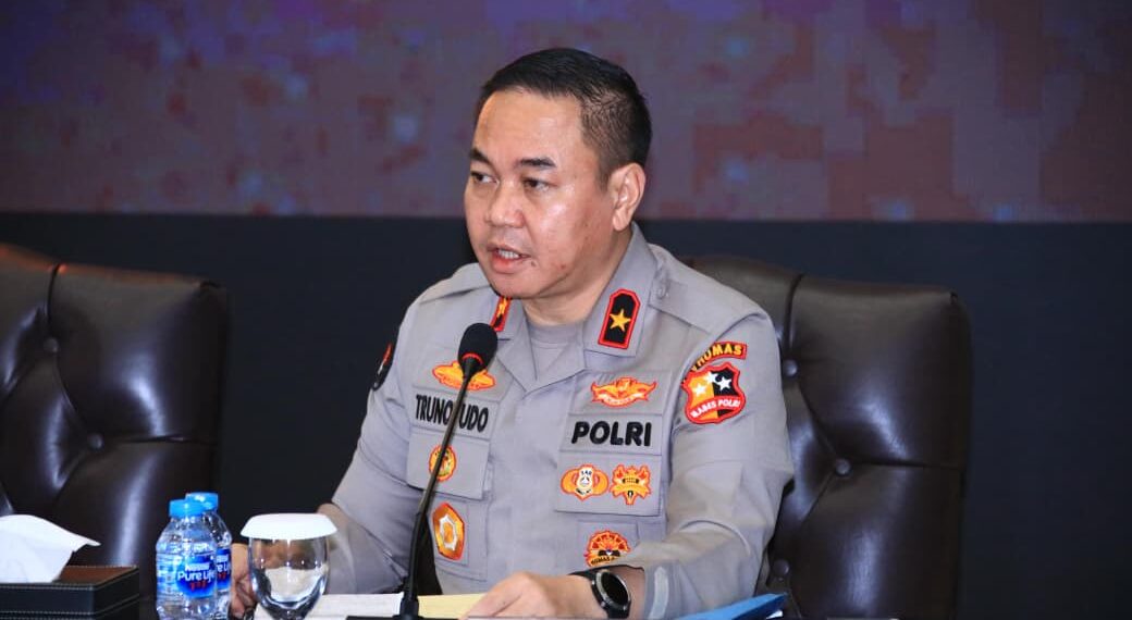 Polri Tegaskan Tidak Ada Rangkap Jabatan: Anggota yang Ditugaskan di Instansi Pusat Dialihkan dari Jabatan di Internal Polri