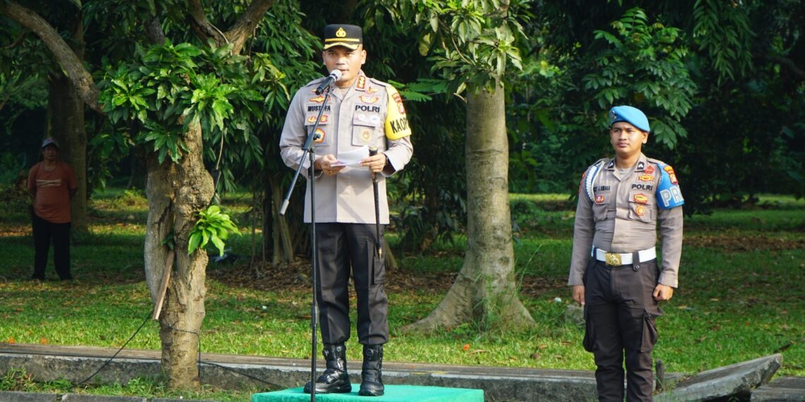 Kapolres Metro Bekasi Pimpin Apel Gabungan Satpam Jababeka untuk Kesiapan PAM Nataru 2025–2026