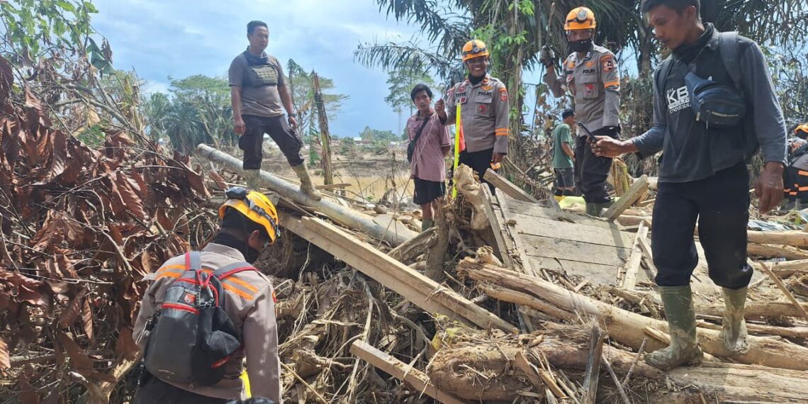 Tindak Lanjut Laporan Warga, Satwa K-9 Polri Berhasil Temukan Jenazah di Aceh Tamiang
