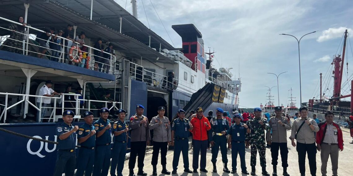 Posko Pelayanan Terpadu Nataru Aktif, Polres Bontang Jamin Keamanan Debarkasi di Pelabuhan