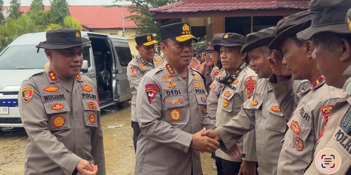 Wakapolri Tinjau Penanganan Dampak Bencana di Aceh Tamiang, Ratusan Kendaraan dan Personel Disiapkan