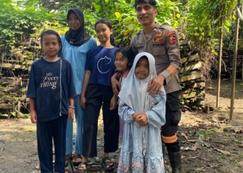 Polsatwa K-9 Polda Sumut Hadirkan Trauma Healing untuk Anak Korban Banjir di Batang Toru